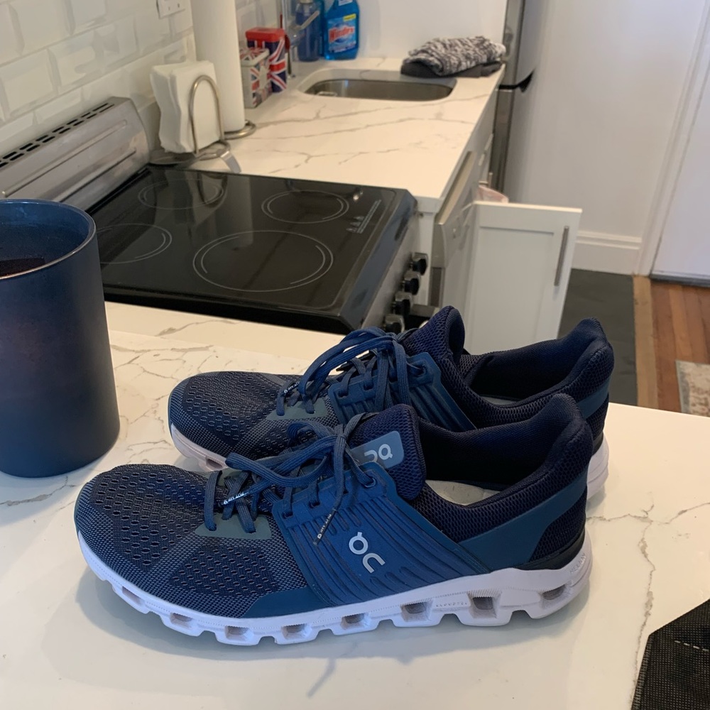 On Sneakers Mens size 10.5